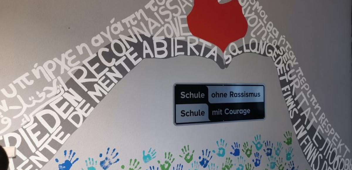 Schule mit Courage