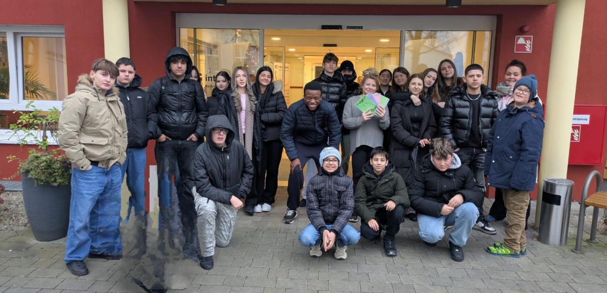 Grußkartenaktion für das Seniorenheim 12/24